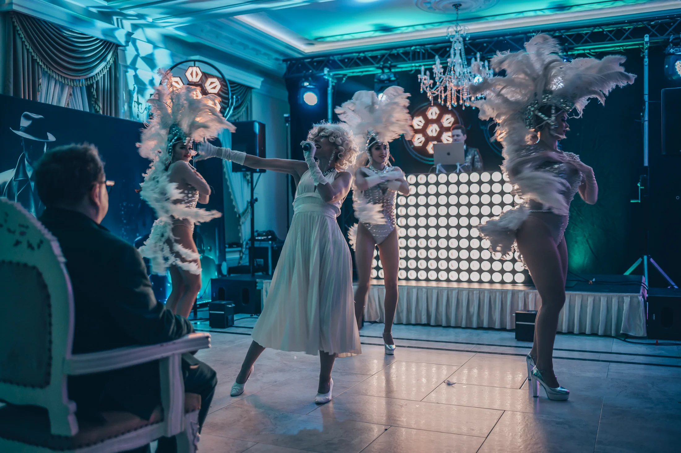 Tancerki i Performerzy na Event Profesjonalne Show i Oprawa Sceniczna